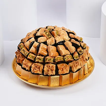 Premium Arabic Sweets Platter: Gifts for Eid Al Adha