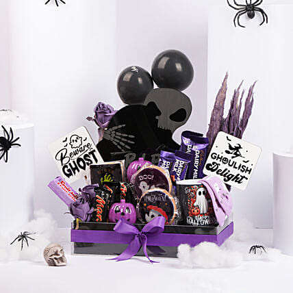 Purple Halloween Hamper: 