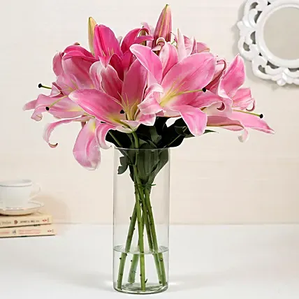 Scented Lilies Mini Arrangement: Flower Arrangements 