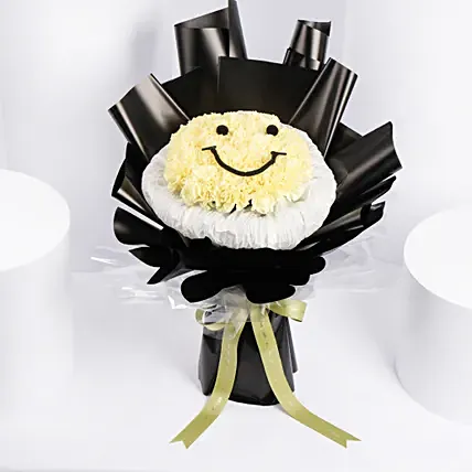 Smiley Carnations Bouquet: 