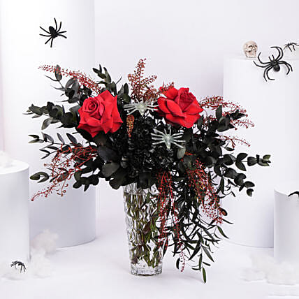 Spiders And Roses For Halloween: 