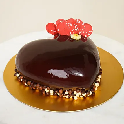 Triple Chocolate Heart Cake: Heart Shaped Valentine Cakes