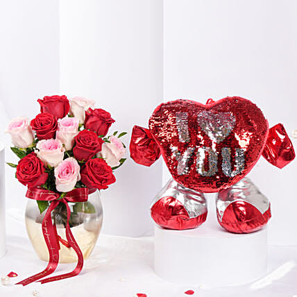 Gift of Romance N Affection: Valentines Day Gifts to Sharjah