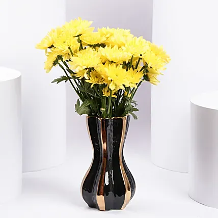 Yellow Chrysanthemums in Premium Vase: Ramadan Flowers 