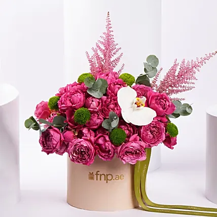 Charming Pink Rose Bloom Box: Wedding Anniversary Flowers