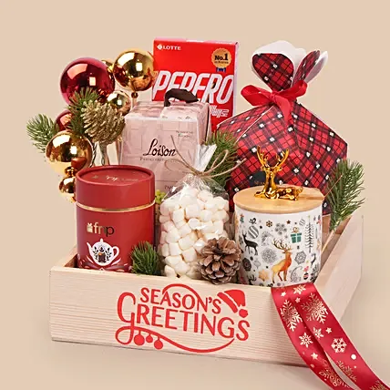Festive Comforts Gourmet Gift Set: Christmas Hampers