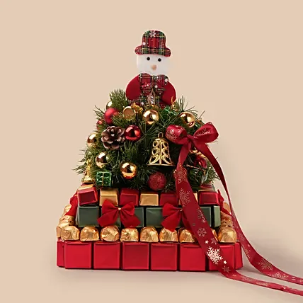 Christmas Snowman Chocolate Arrangement: 
