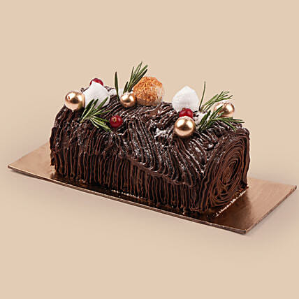 Christmas Decorated Yule Log Cake: Christmas Cakes