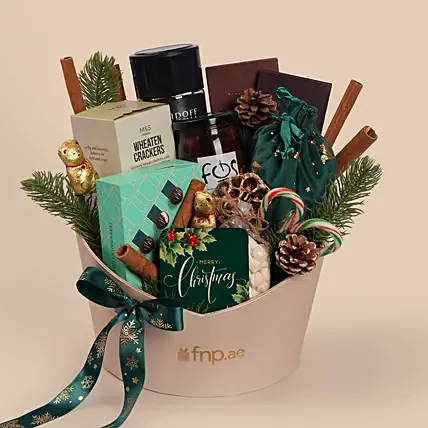 Festive Green Luxe Christmas Basket: Gift Hampers 