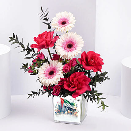 Luxury Emirati Womens Day Flower Arrangement: 