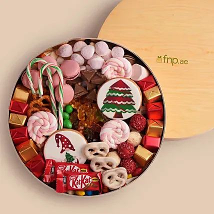 Christmas Treat Round Box: 