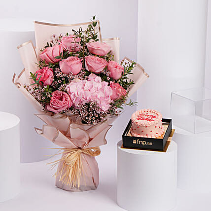 كيك وورد عيد الميلاد سويت بينك: توصيل كيك و ورد أون لاين