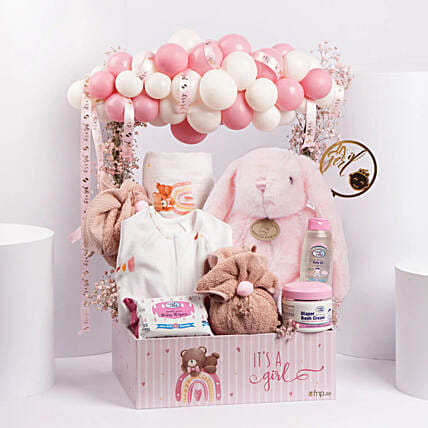 Little Baby Girl Gift Set: 