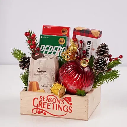 Festive Munch And Cheer Hamper: Gift Hampers 