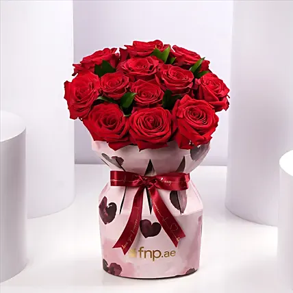 Valentine 12 Pure Romance Roses: Hug Day Gifts