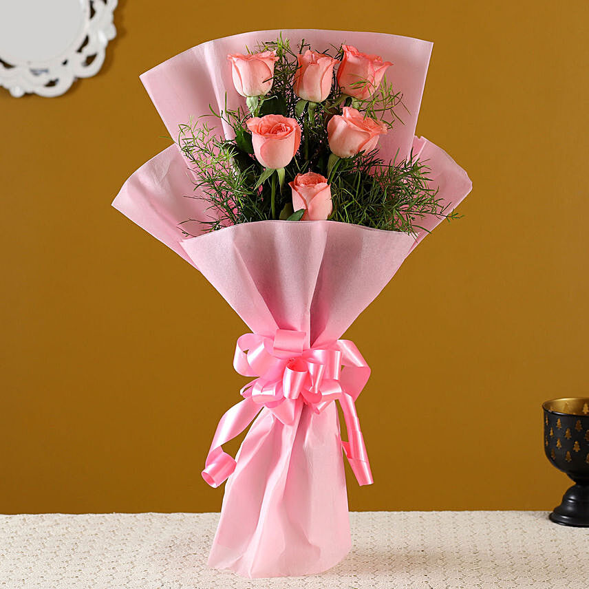 6 Gracefull pink roses bouquet
