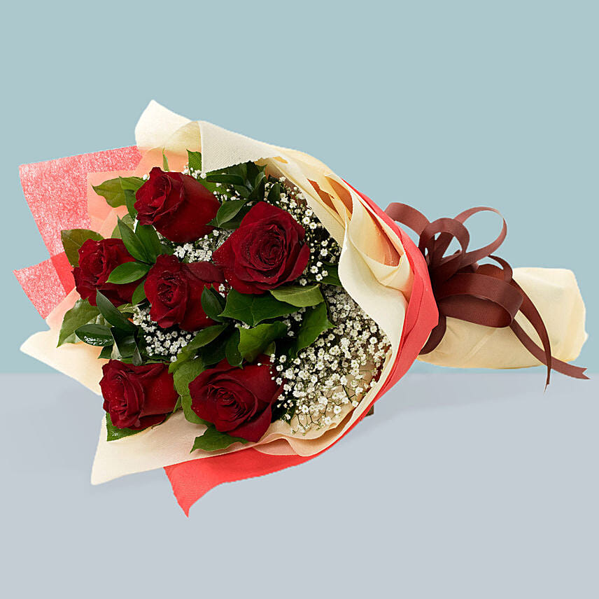 6 Gracefull red roses bouquet