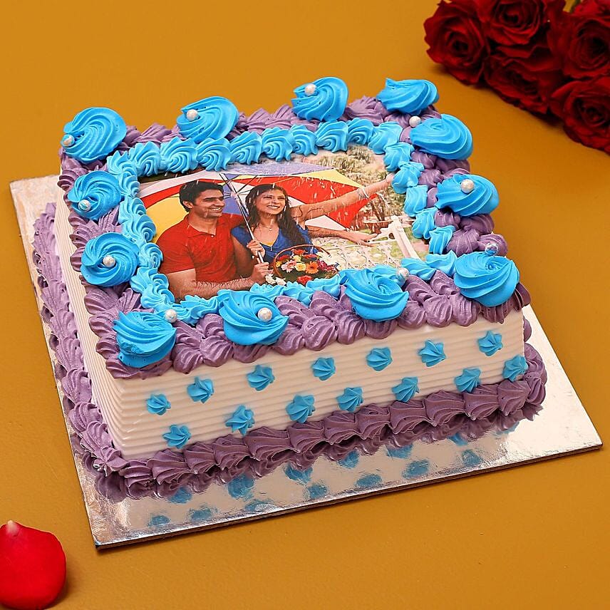 Couple Love Photo Cream Cake 1.5 Kg