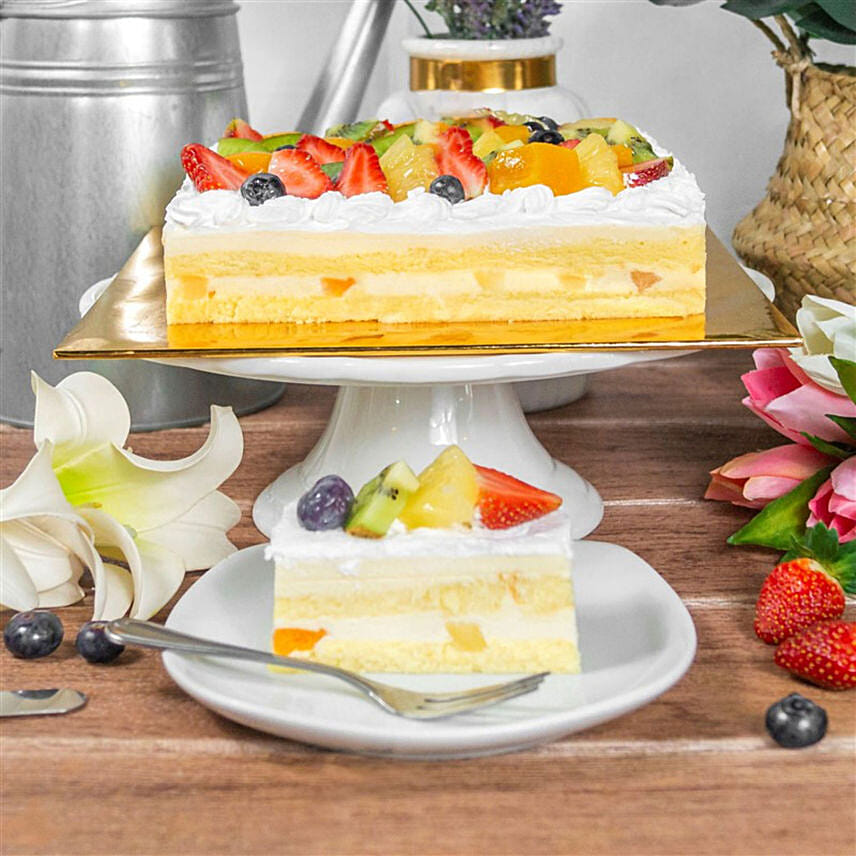 Fruit Chantilly Cake 1 Kg