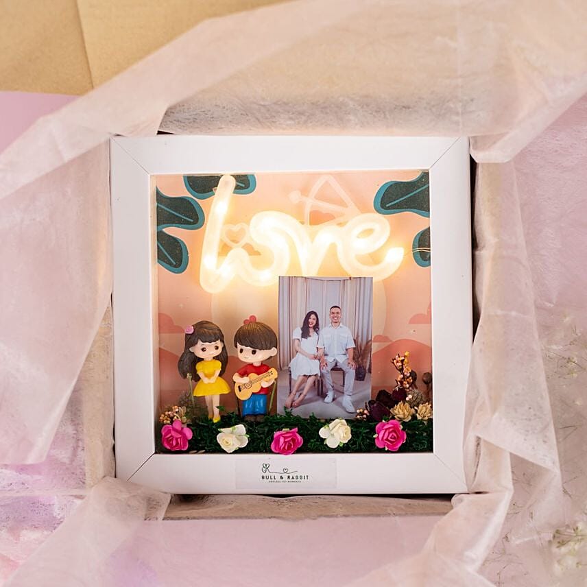 Love Theme Photo Frame