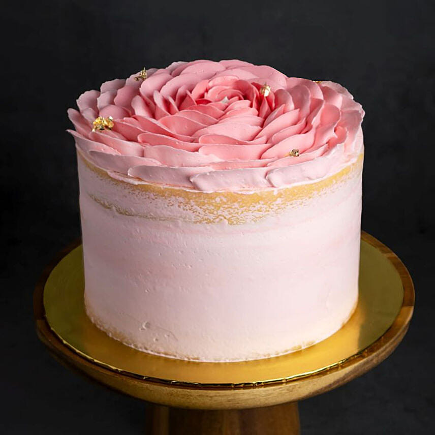 Scrumptious Strawberry Cake 6Inch