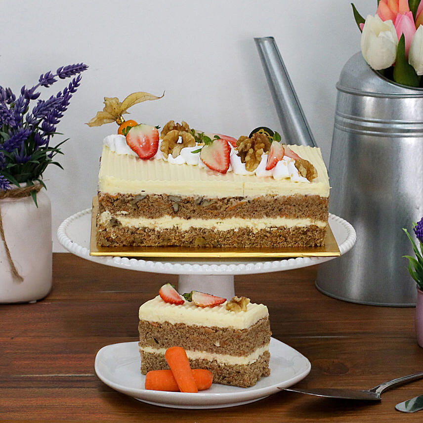 Tempting Carrot Walnut Cake 500g