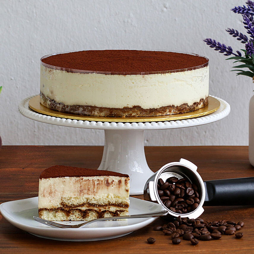 Tempting Mascarpone Tiramisu Cake 1Kg