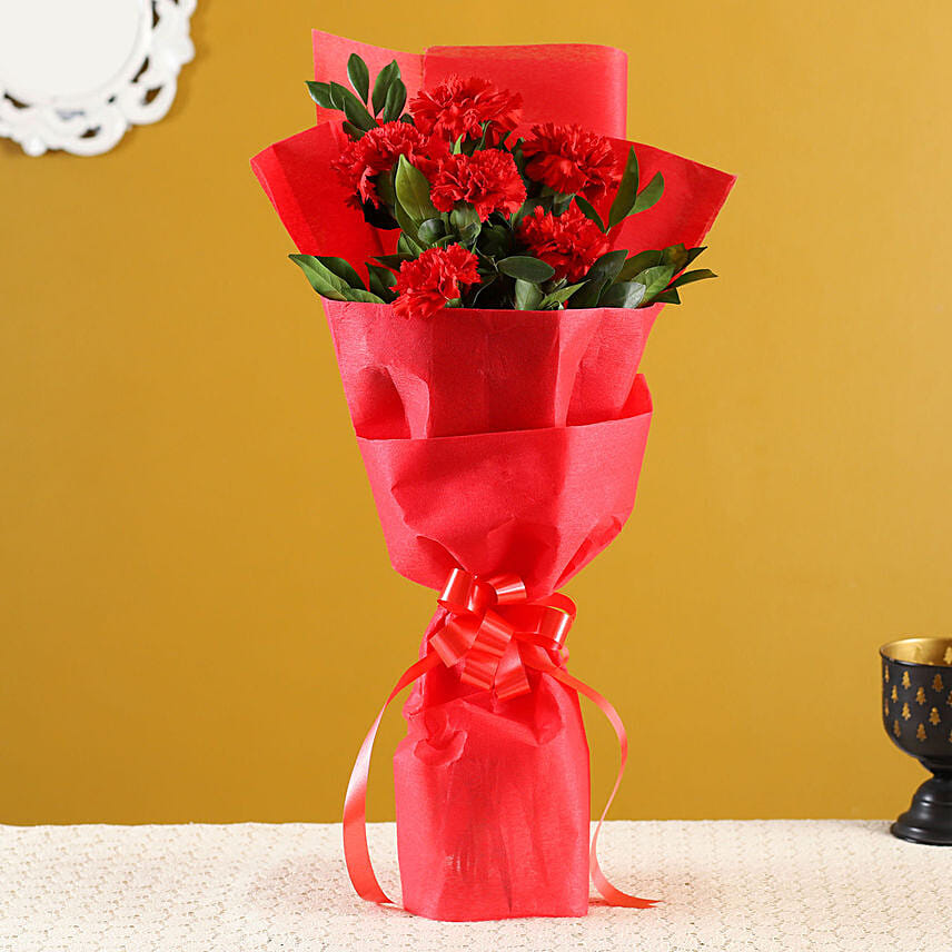 باقة 6 زهرة قرنفل حمراء