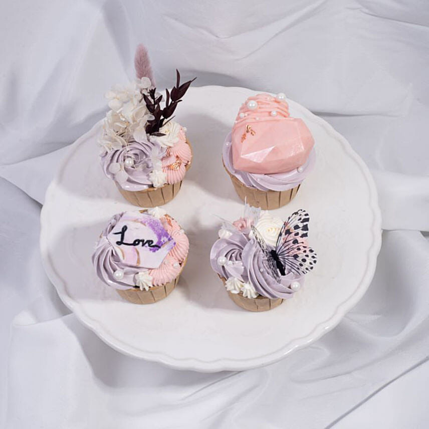 Sweetheart Cupcake 4 Pcs