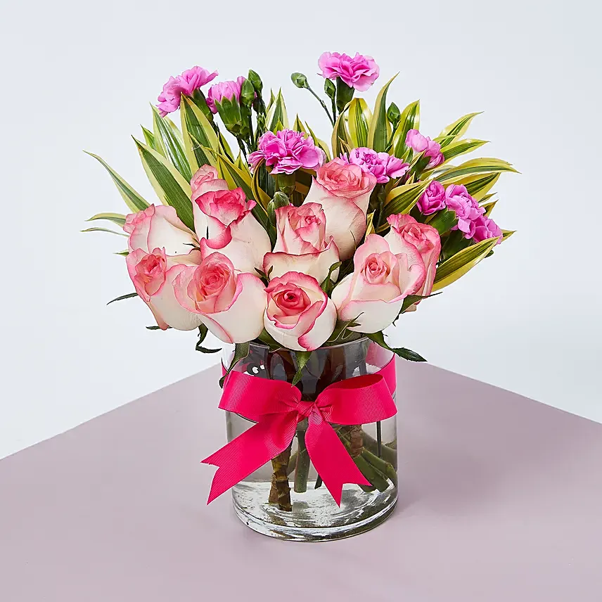 Dual Shade Roses And Carnations In Vase