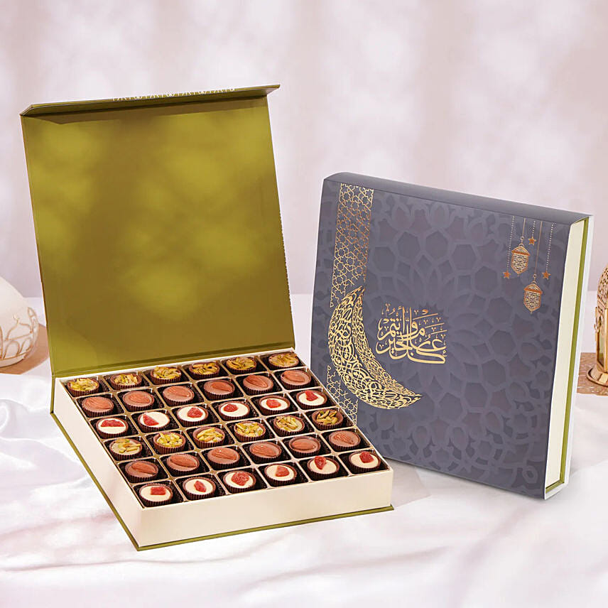 Flavoured Chocolate Cups Large Box Flavoured Chocolate Cups Large Box: