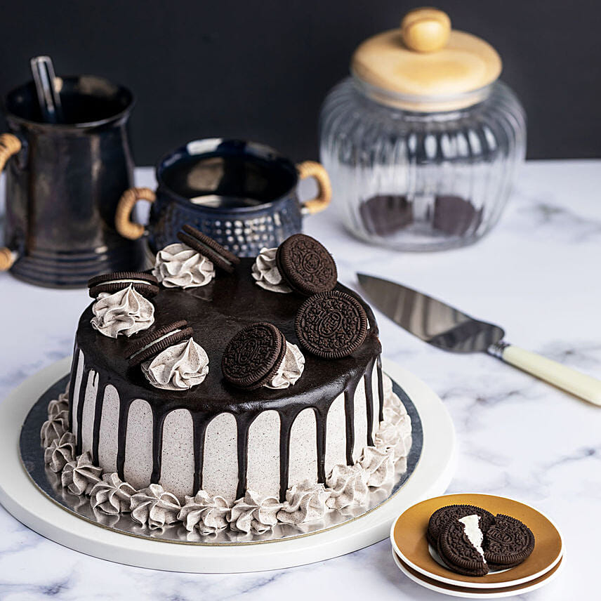 Chocolate Cookies & Cream Cake 2 Kg