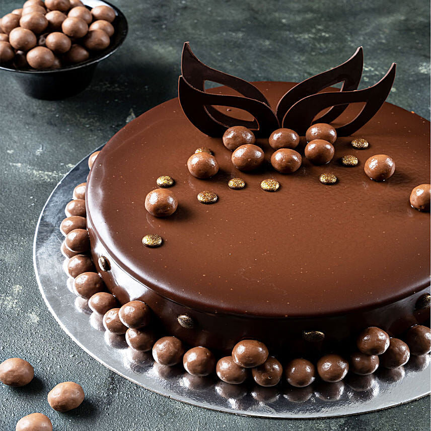 Maltesers Cake 2 Kg Eggless