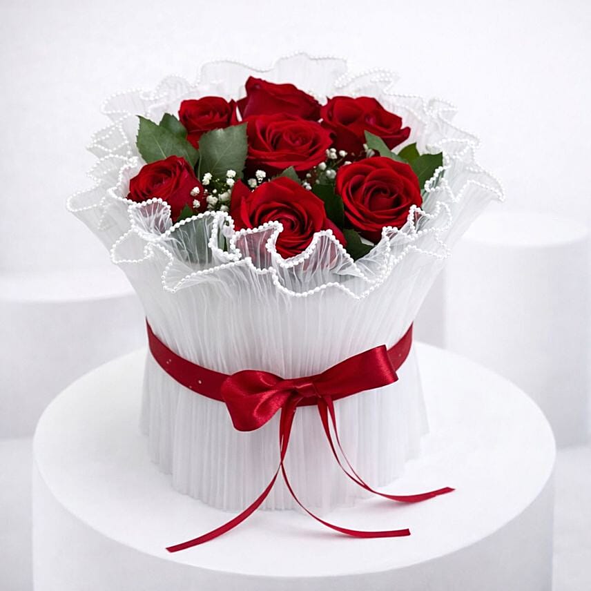 Timeless Roses and Cake Combo