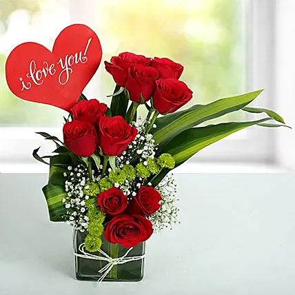 I LOVE YOU Flower Arrangement OM: Valentines Day Gifts to Oman