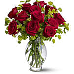 Red Roses in Glass Vase OM