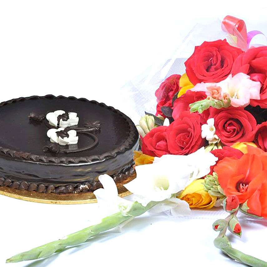 Chocolate Fudge Cake N Floral Bouquet