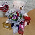 Valentines Fall In Love Gift Hamper