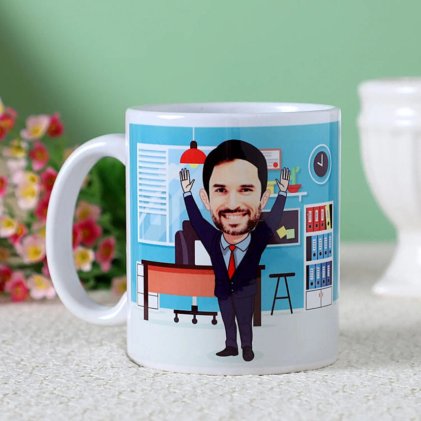 Personalised Office Man Caricature Mug: أرسل هدايا مخصصة إلى قطر