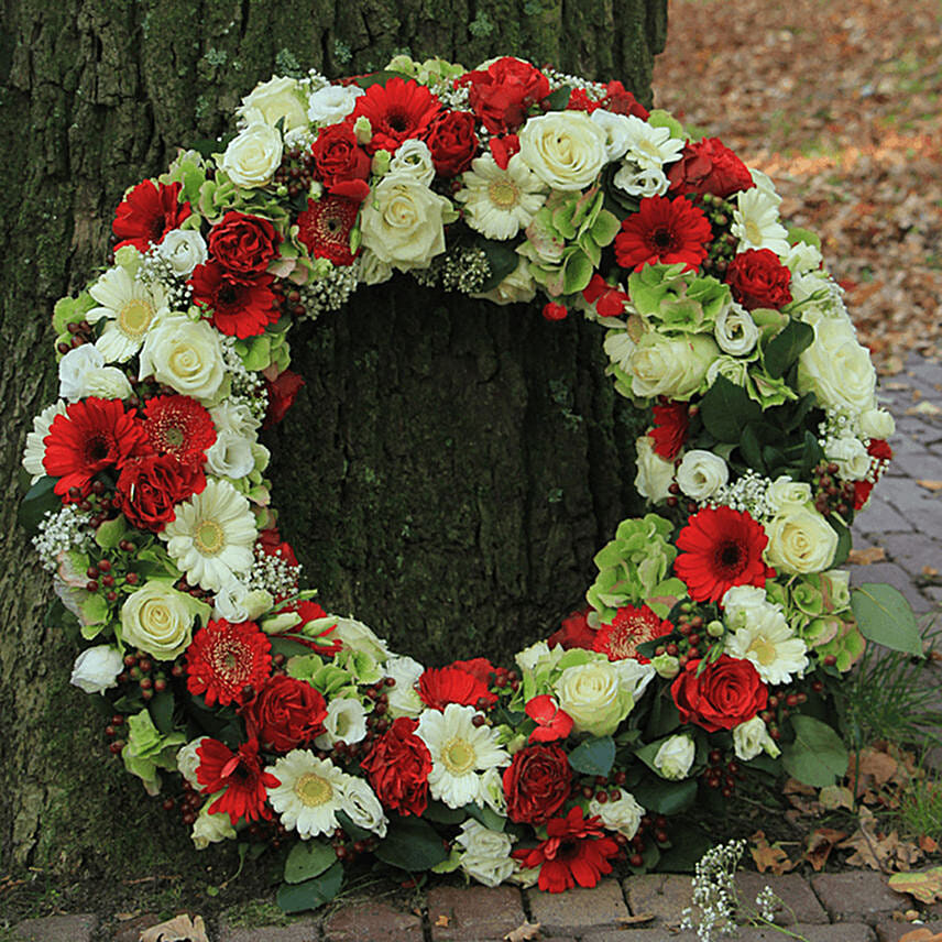 Red & White Roses Wreath