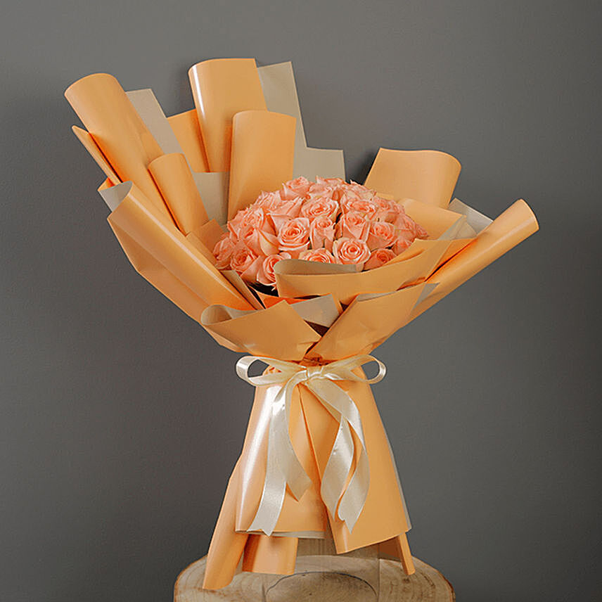30 Stems Peach Roses Bouquet