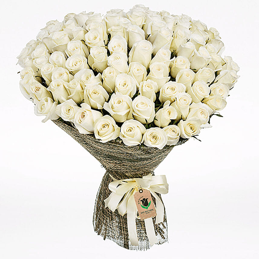 50 Elegant White Roses Bouquet