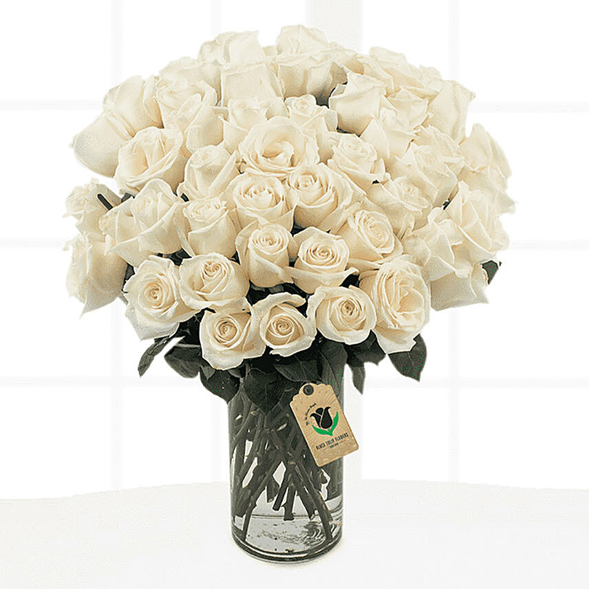 60 Stems Cream Coloured Roses Vase