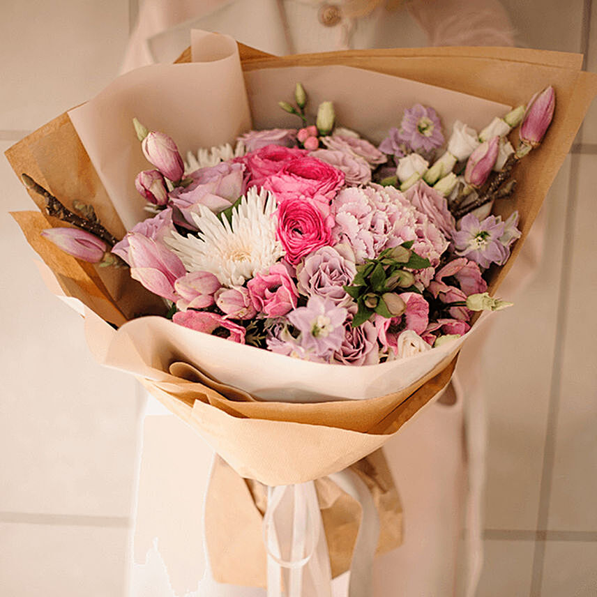 Mesmerizing Flower Bouquet- Premium