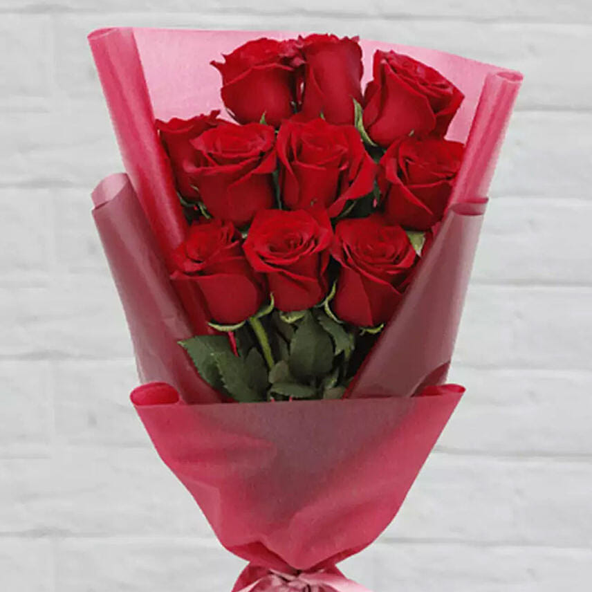 أون لاين Romantic Red Roses Posy & Ferrero Rocher 16 Pcs توصيل هدايا في ...
