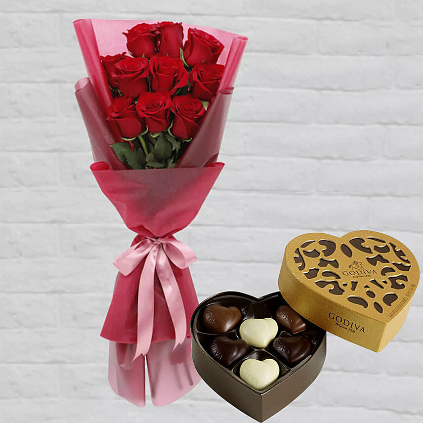 Romantic Red Roses Posy & Godiva Chocolates 250 gms