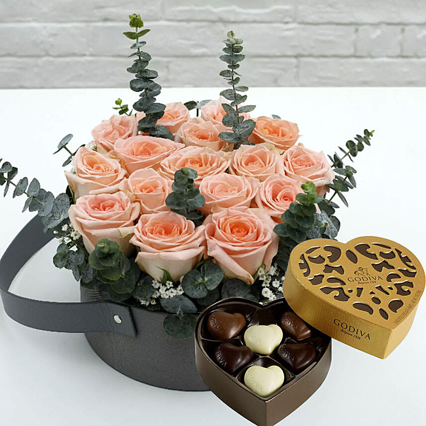 Sweet Pink Roses & Godiva Chocolates 250 gms