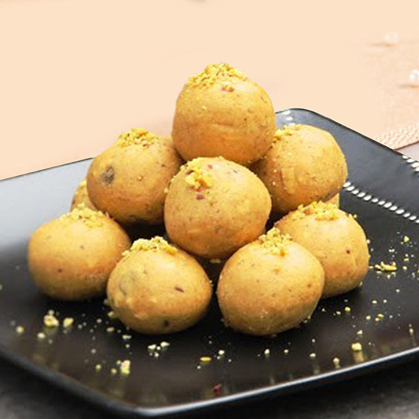 Delectable Besan Laddoos 1 Kg