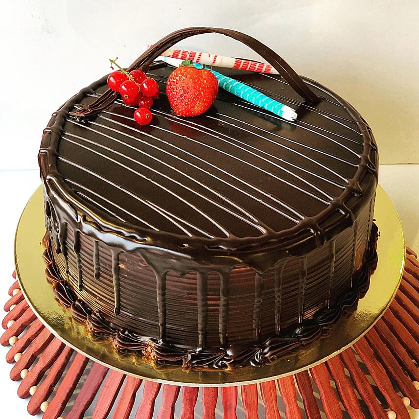 Heavenly Chocolate Fudge Cake Half Kg