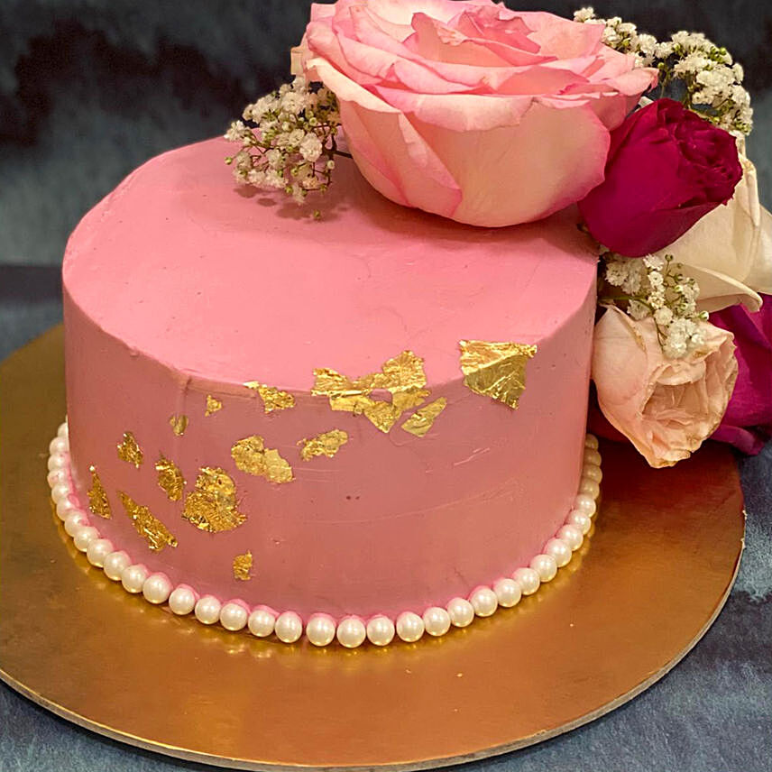 Delicated Rose Vanilla Cake